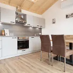 Apartman Tiny Haus 1 - Kirsche *