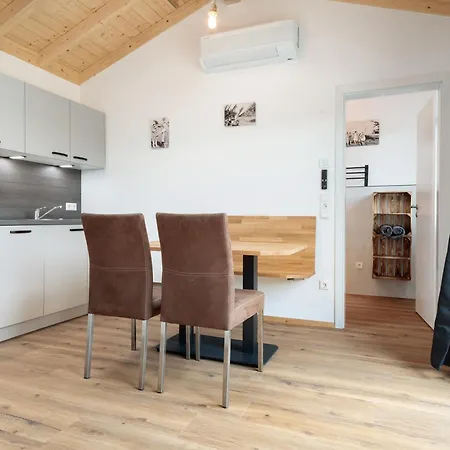 Tiny Haus 1 - Kirsche